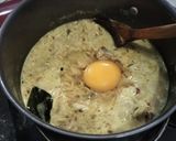 Foto langkah ke 6 dari resep Level Up Indomie Kari ala Chef LaOde MCI.