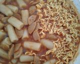 Foto langkah ke 7 dari resep Rabokki.