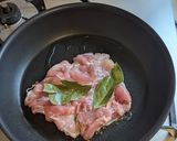 A picture of step 3 of ★ Bay leaf Chicken ★.