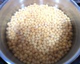 Foto del paso 1 de la receta: Potaje de garbanzos con acelgas