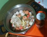 Foto langkah ke 4 dari resep Sukiyaki kuah kaldu hemat, gampang & ga pake ribet 😋.