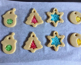 Foto del paso 5 de la receta: Galletas vidriera para el árbol