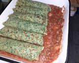 Foto del paso 4 de la receta: Canelones de espinaca con boloñesa y salchicha parrillera