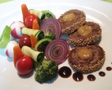 Foto del paso 8 de la receta: Hamburguesas de wagyu con chutney de mango y guarnición de verduras