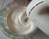 Foto langkah ke 5 dari resep Rainbow Cake Kukus Ny.Liem Super Lembut.