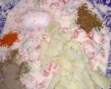 A picture of step 3 of Suji ka chilla.