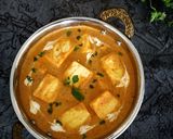A picture of step 8 of Shahi Paneer.