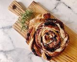 Hình bước làm 3 của món Bánh Mì Cuộn Dâu Tằm - Mulberry Rose 🌹