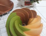 Foto langkah ke 5 dari resep Bolu Marmer Putih Telur.
