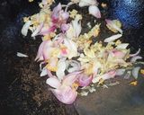 Foto langkah ke 1 dari resep Sup Sayur Telur Orak-arik, Simpel dan Sehat.