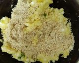 A picture of step 2 of Sabudana Tikki Chaat.