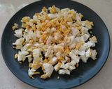A picture of step 1 of Madurai egg kari dosa.