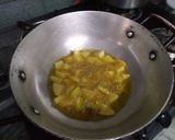 A picture of step 2 of Aloo Gobhi.