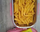 A picture of step 2 of Creamy pasta.