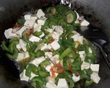Foto langkah ke 8 dari resep Tumis tahu pare ulo.