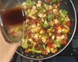 A picture of step 6 of Veggie lettuce cups.
