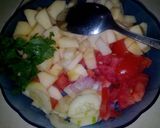 Foto langkah ke 2 dari resep Salad Buah Sehat.
