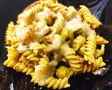 Foto del paso 8 de la receta: Fusilli N°98 con cherrys, aceitunas y bacon al pesto suave de pistachos