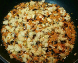 Foto del paso 1 de la receta: Arroz basmati al curry con pasas, zanahorias y almendras