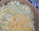 Foto del paso 6 de la receta: Repollo con huevo y queso como acompañamiento