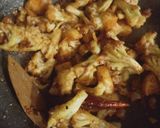 A picture of step 6 of Dry gobhi masala.