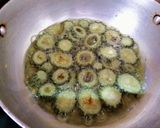 A picture of step 3 of Onion bitter gourd.
