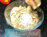 A picture of step 3 of Pyaaz pakode.
