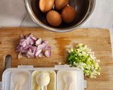 Foto langkah ke 1 dari resep Telur Barendo Uda Miko.