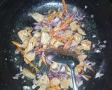 A picture of step 5 of Spicy honey chicken stir-fry.
