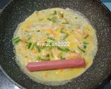 Foto langkah ke 3 dari resep Tamagoyaki Isi Sosis.