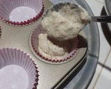 Foto del paso 8 de la receta: Muffins de plátano y nuez, con una cobertura de dulce de leche