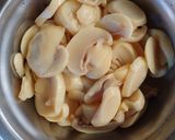 Foto del paso 4 de la receta: Lomo con crema de champiñones y cerveza