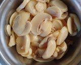Foto del paso 4 de la receta: Lomo con crema de champiñones y cerveza