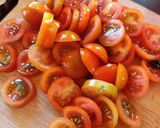 Foto del paso 4 de la receta: Salmón Napolitano al horno con salsa de camarón