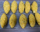 Une image de l'étape 6 de Boulettes de lentilles corail et purée de patates douces.