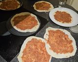 A picture of step 9 of Lahmacun.