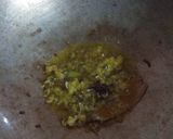 A picture of step 4 of Spinach gravy.