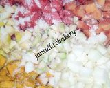 A picture of step 4 of Melon fruits basket.