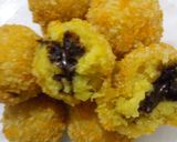 Foto langkah ke 5 dari resep Bola ubi coklat crispy.