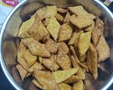 A picture of step 6 of Namak para.