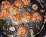 Foto del paso 2 de la receta: Fideos codito con albóndigas😋