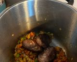 Foto del paso 2 de la receta: Carrilleras al vino tinto con parmentier(olla exprés)