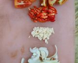 Foto langkah ke 2 dari resep Tumis Ayam Sawi Toge.