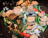 Foto langkah ke 3 dari resep Oseng Soun Cabe Ijo.