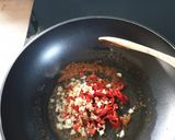 Foto langkah ke 3 dari resep Nasi goreng bacon spesial(nonhalal).