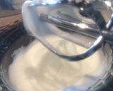 Foto del paso 1 de la receta: Bizcochuelo súper esponjoso de coca cola