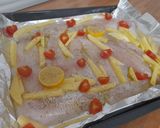 Foto del paso 1 de la receta: Merluza con patatas al horno