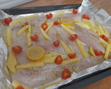 Foto del paso 1 de la receta: Merluza con patatas al horno