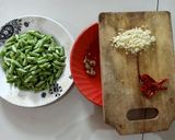 Foto langkah ke 1 dari resep Tumis Buncis (Oseng Buncis).