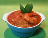 Foto del paso 6 de la receta: Langostinos y mejillones en salsa de tomate al orégano y albahaca